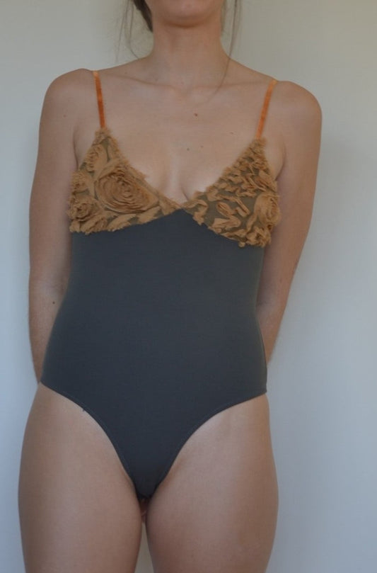 Body Ocher Tulle